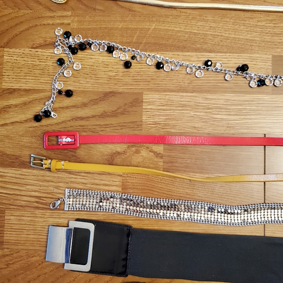 Bundle of belts - Picture 3 of 5